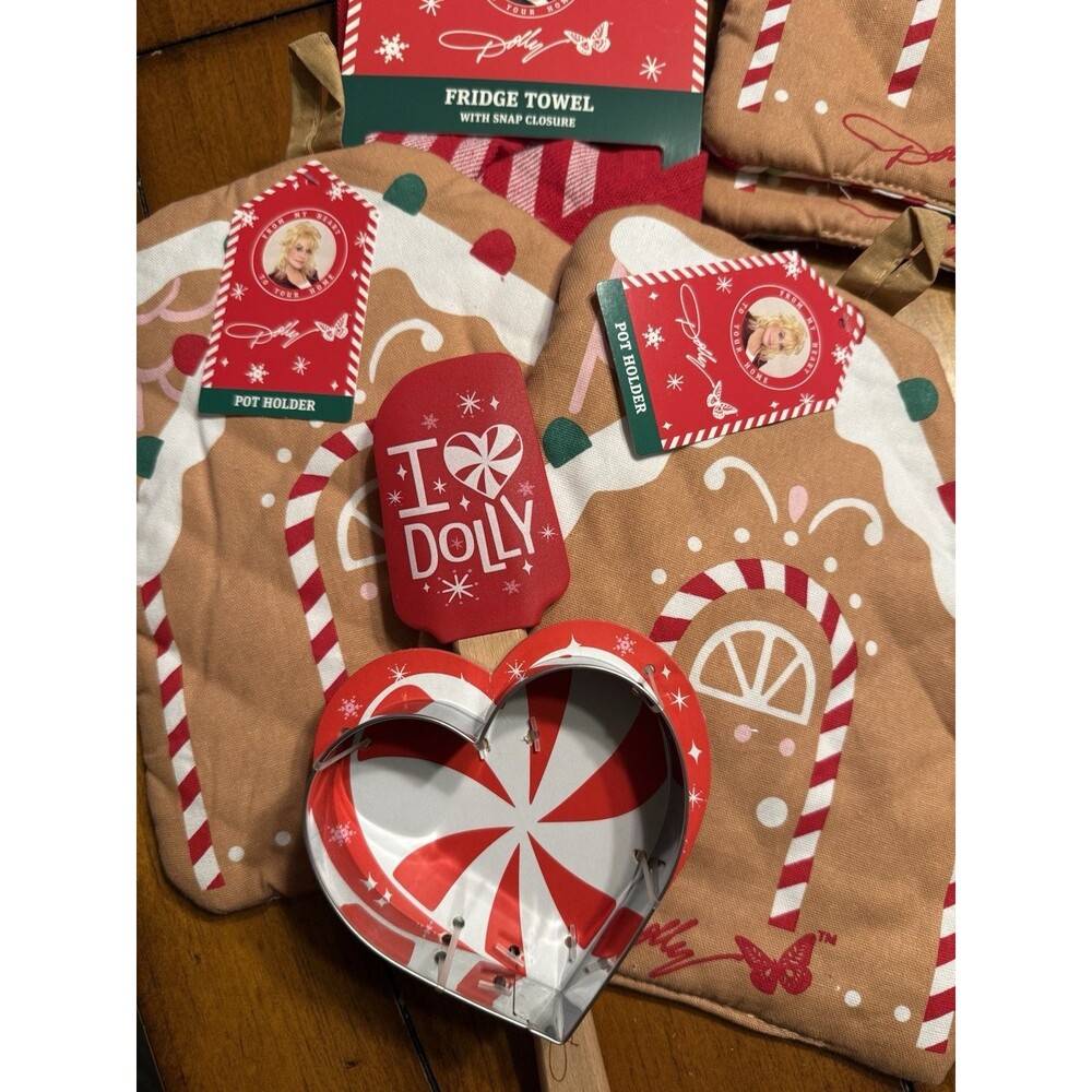 Dolly Parton Christmas DG Fridge Towel Heart Cookie Cutter Spatula 2 Pot Holders